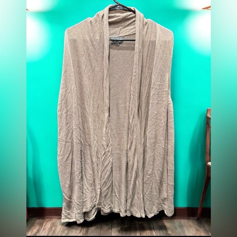 Joseph A. Women's Knitwear sleeveless cardigan in Soft cream 2X
